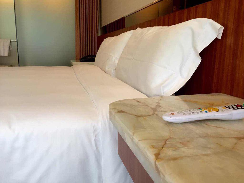 Asian Star Hotel Zhuhai Extérieur photo